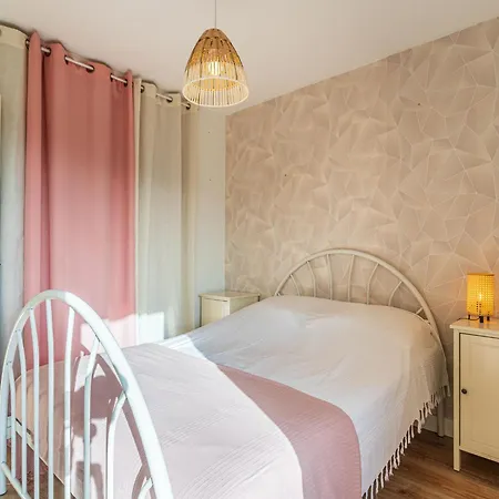 Les Jardins Du Luxembourg-3 By Interhome Apartamento *