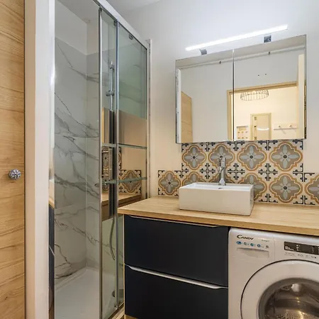 Les Jardins Du Luxembourg-3 By Interhome شقة