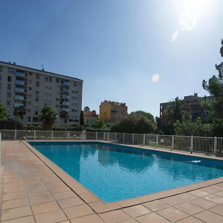 Les Jardins Du Luxembourg-3 By Interhome Apartamento Hyères